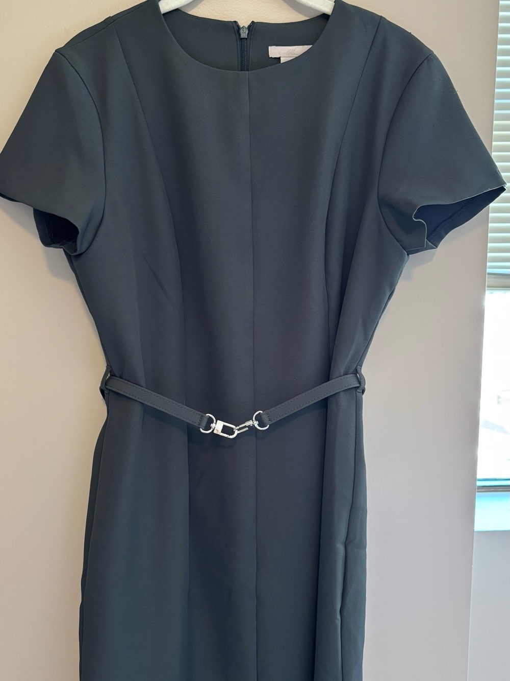 H&M Dark Gray Short-Sleeve Midi Sheath Dress with Decorative Belt